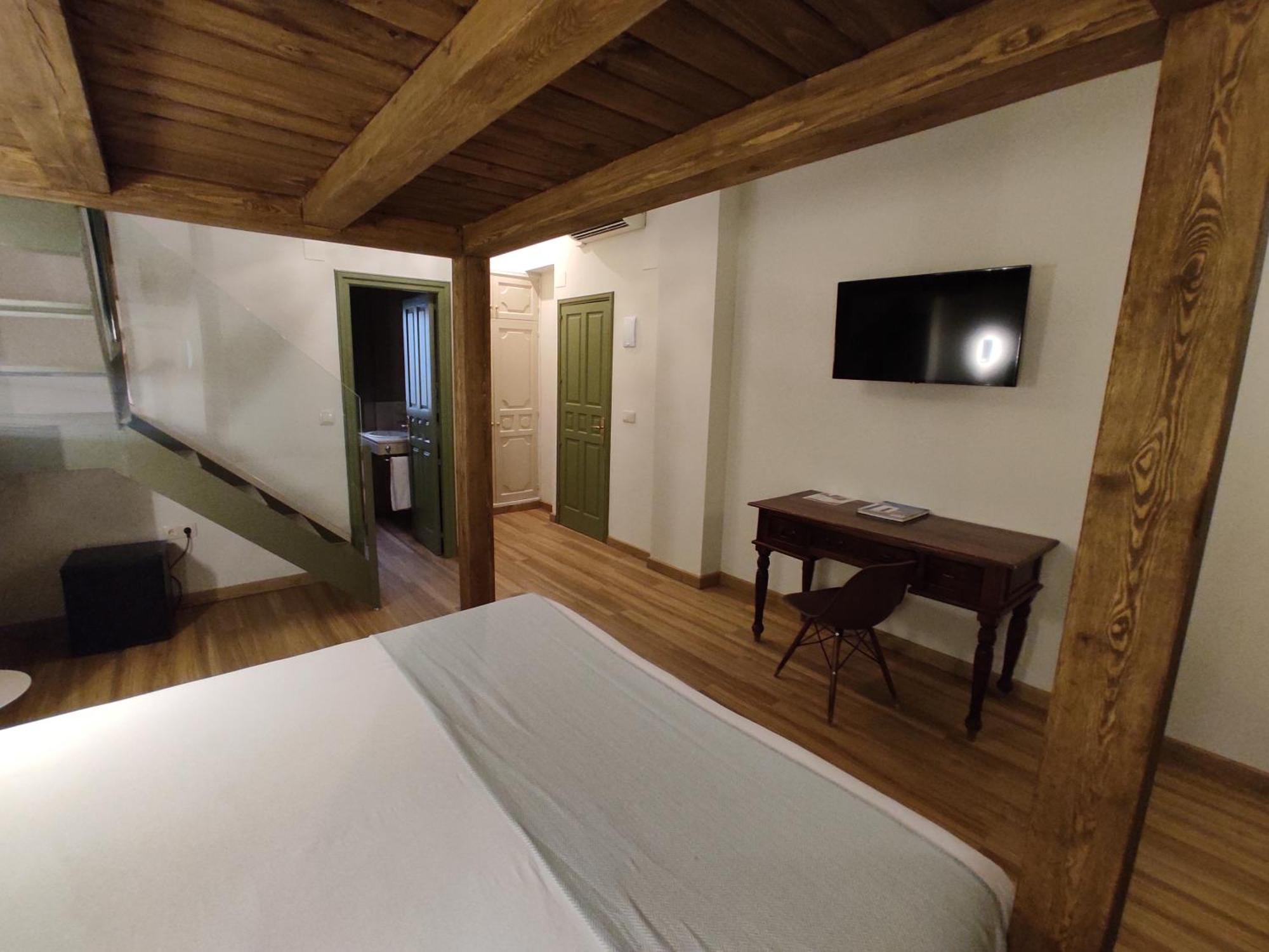 Hotel Leonor De Aquitania Cuenca  Zewnętrze zdjęcie
