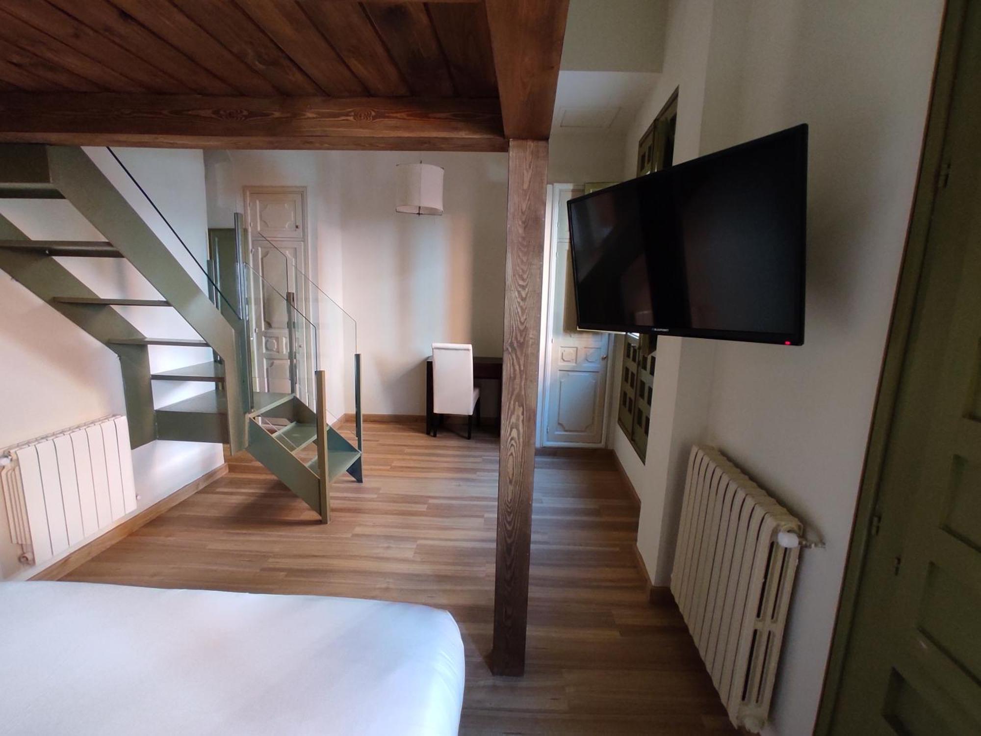 Hotel Leonor De Aquitania Cuenca  Zewnętrze zdjęcie