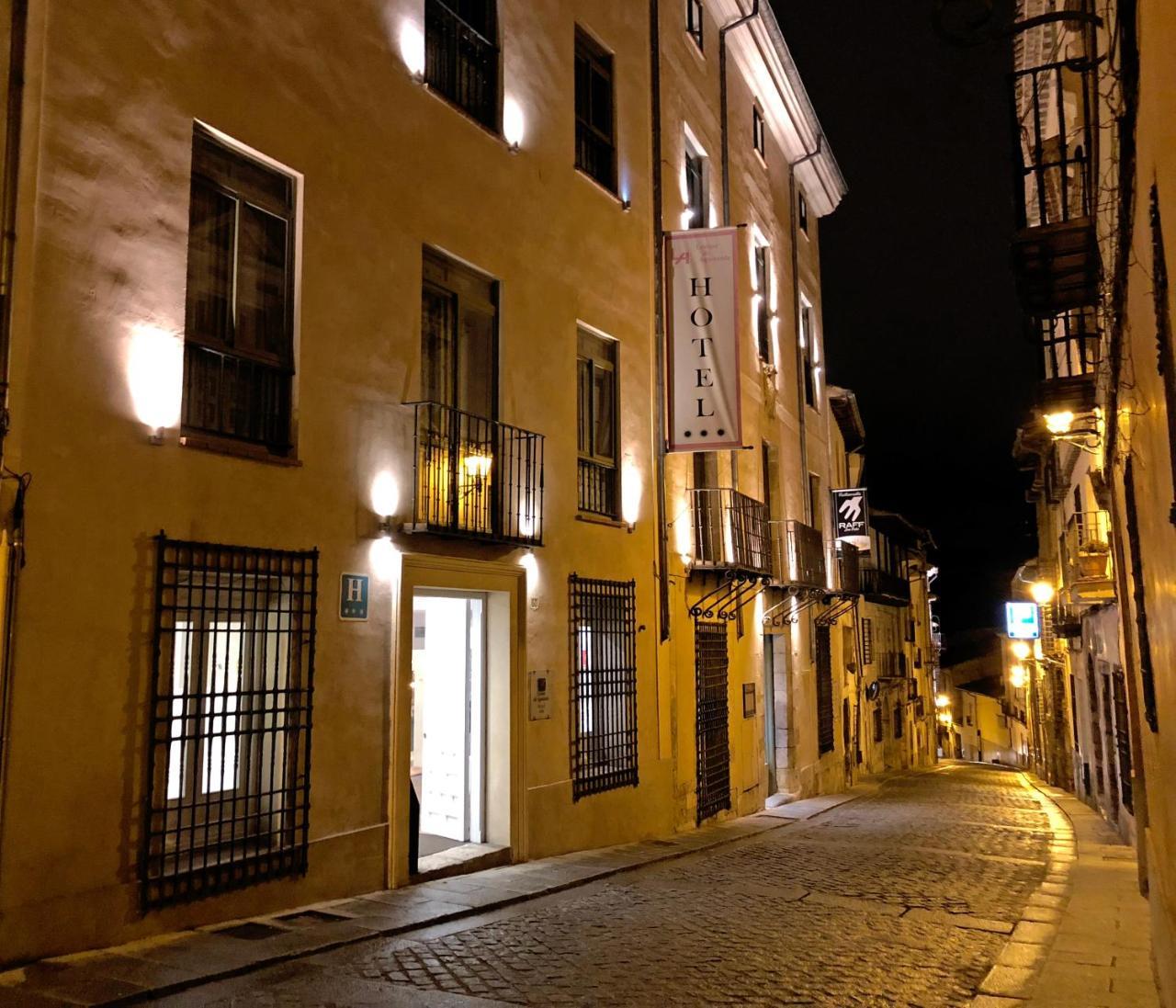 Hotel Leonor De Aquitania Cuenca  Zewnętrze zdjęcie