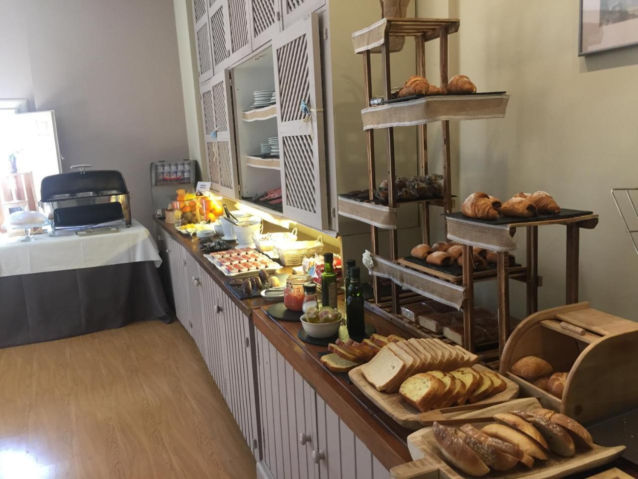 Hotel Leonor De Aquitania Cuenca  Zewnętrze zdjęcie